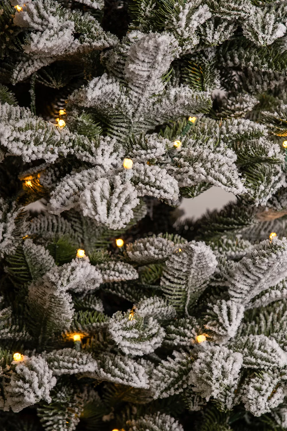Brad artificial Euforia Light Snow