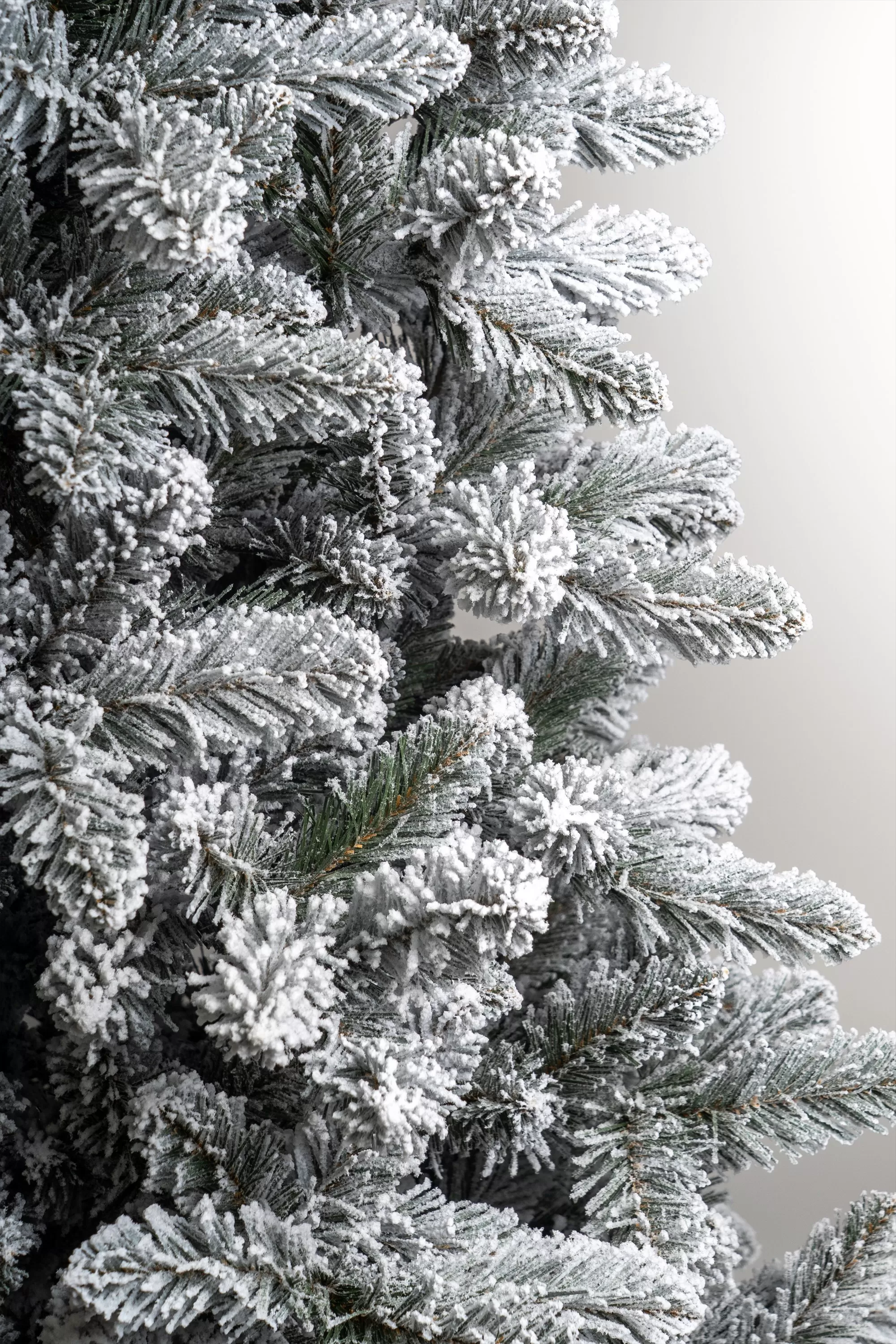 Brad artificial Himalaya Snow-2