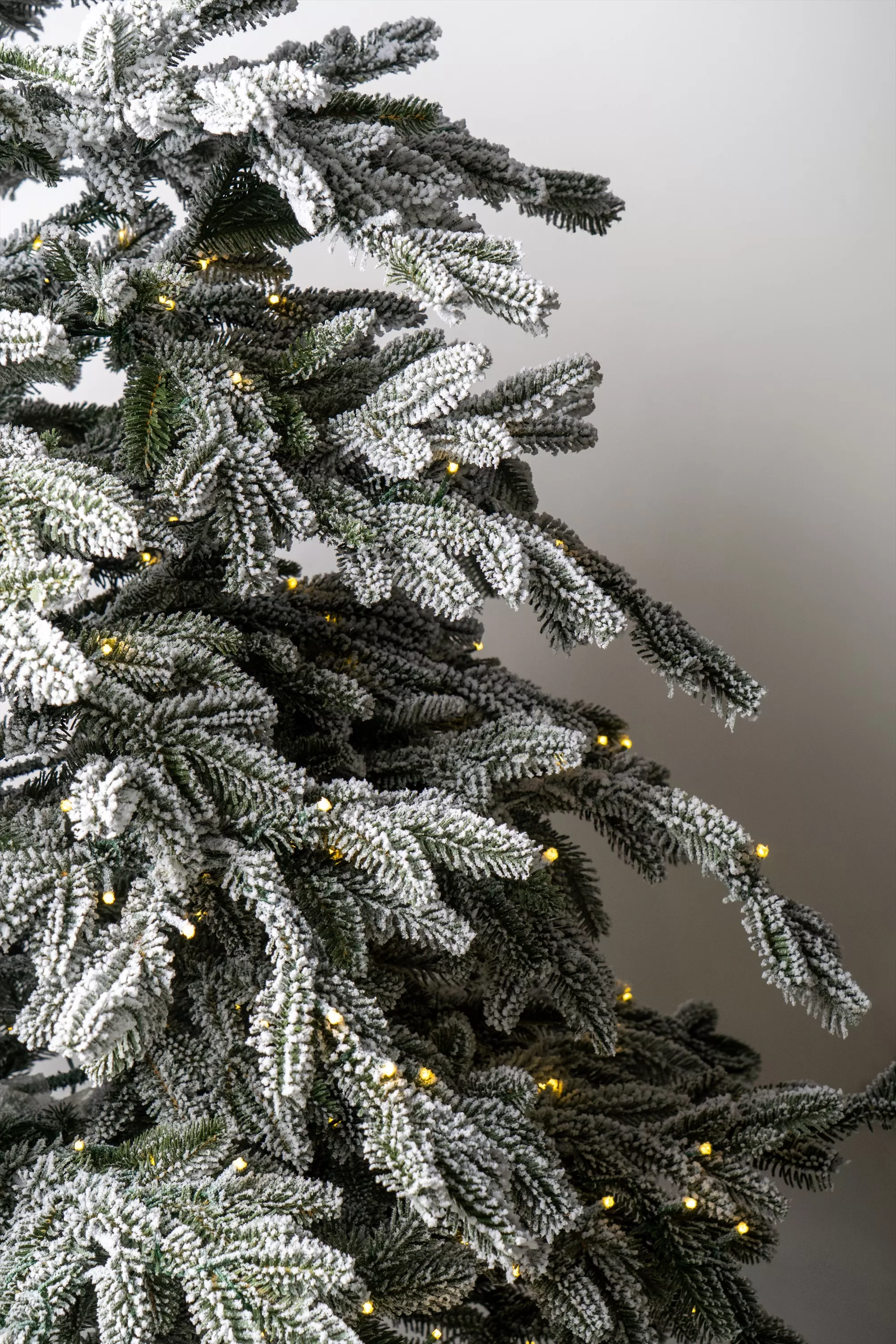 Brad artificial Woodland Snow