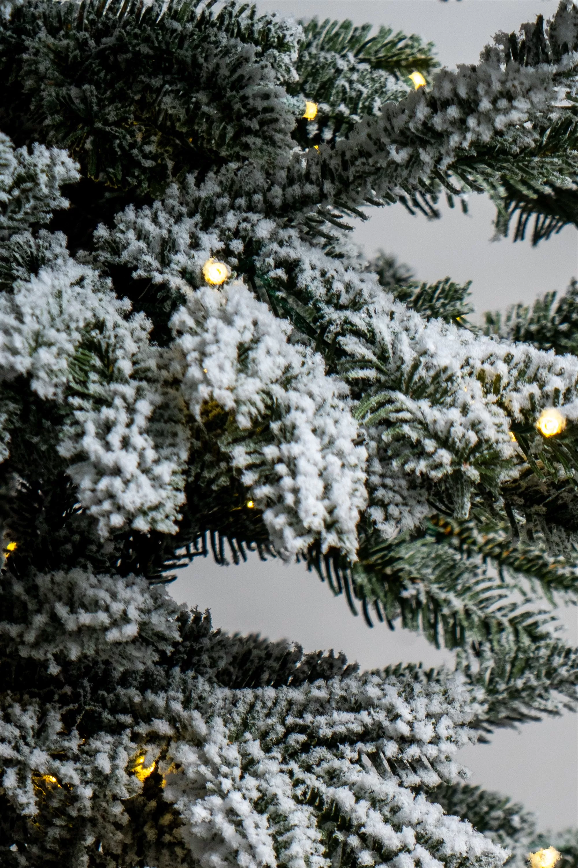 Brad artificial Woodland Snow