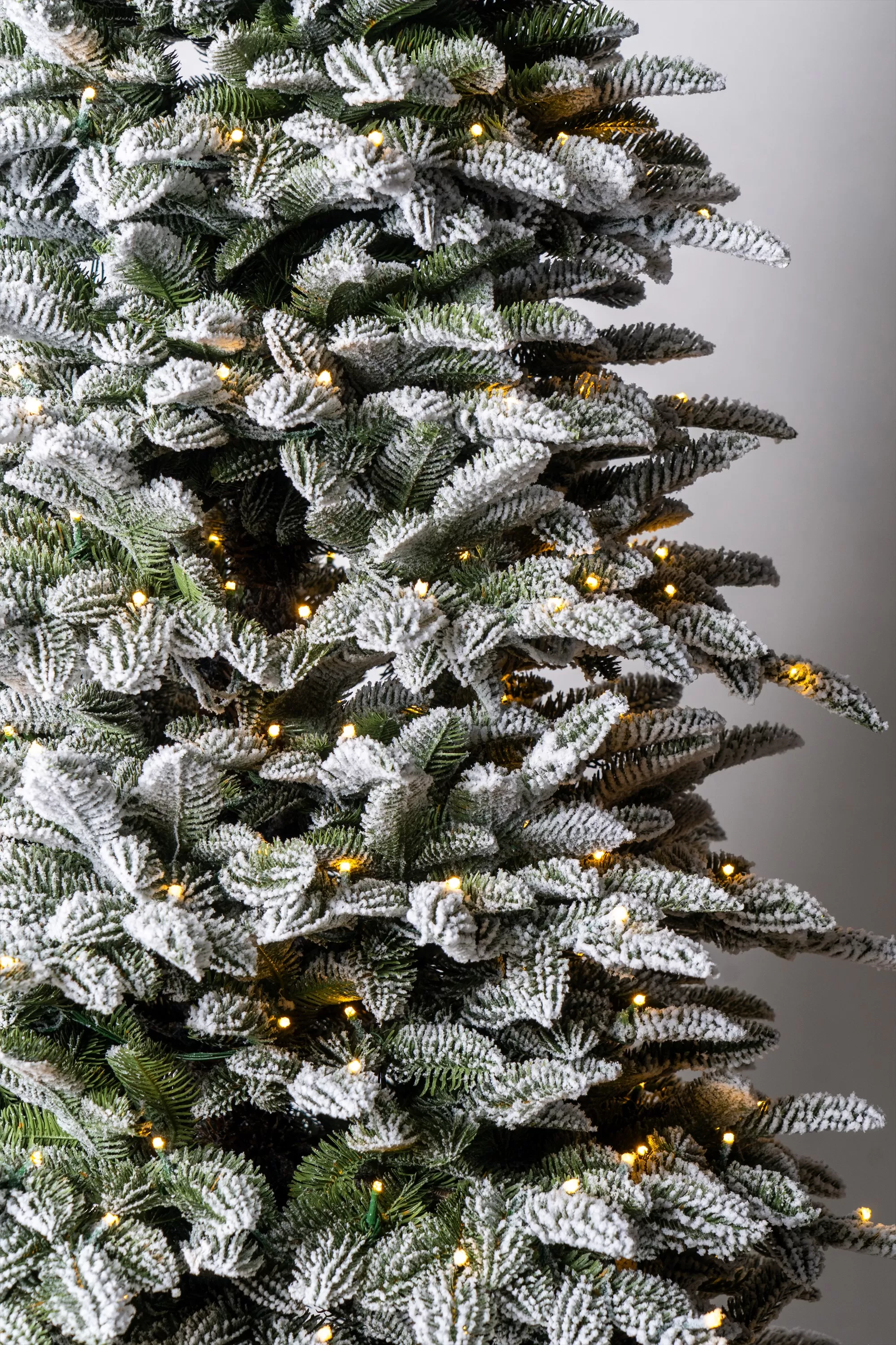 Brad artificial Euforia Light Snow
